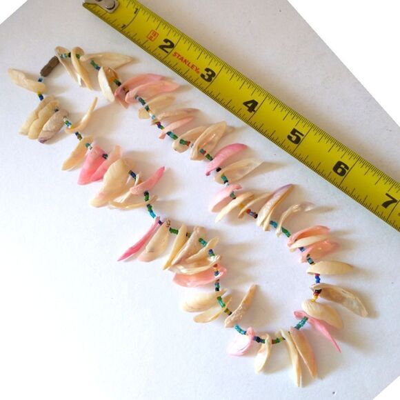 Vtg 80s Pastel Shell Necklace Chunky Mother Of Pearl Seashell Beach Coastal. - Picture 2 of 16